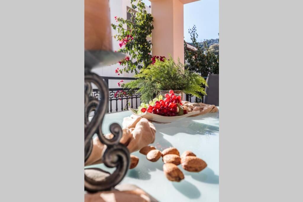 Meandros Apartment Garden View Skopelos Town Bagian luar foto